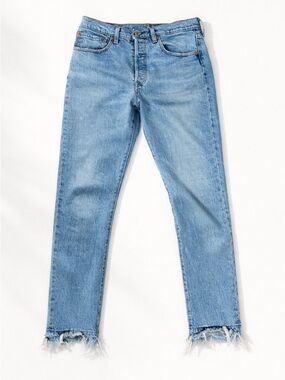 Levi’s 501 Original Jeans Light Wash Button Fly Frayed Hem 99% Cotton 30x28